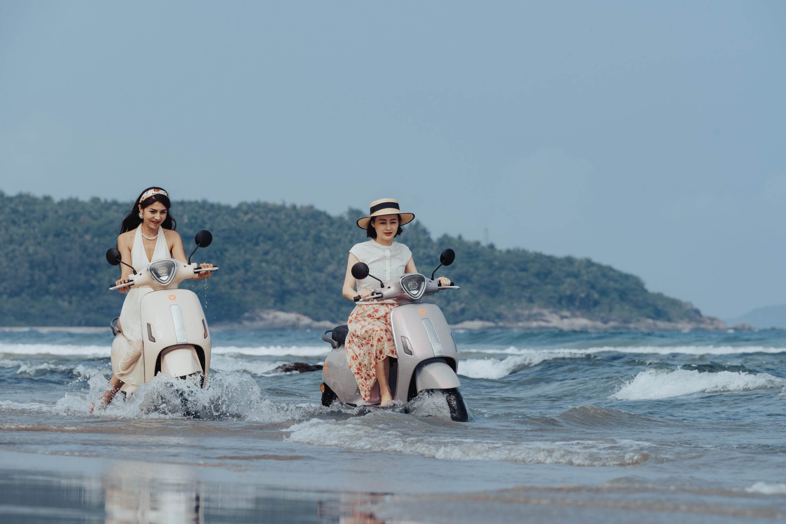 Xe máy điện Yadea Orla 16 xe máy điện Yadea Orla